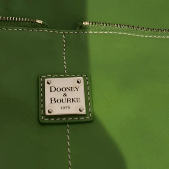 Dooney & Bourke Green Women's Bag - Picture 2 of 5